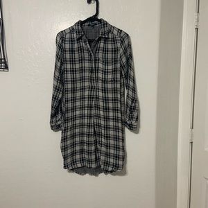 Madewell Flannel Plaid Shirt Dress with Pockets.